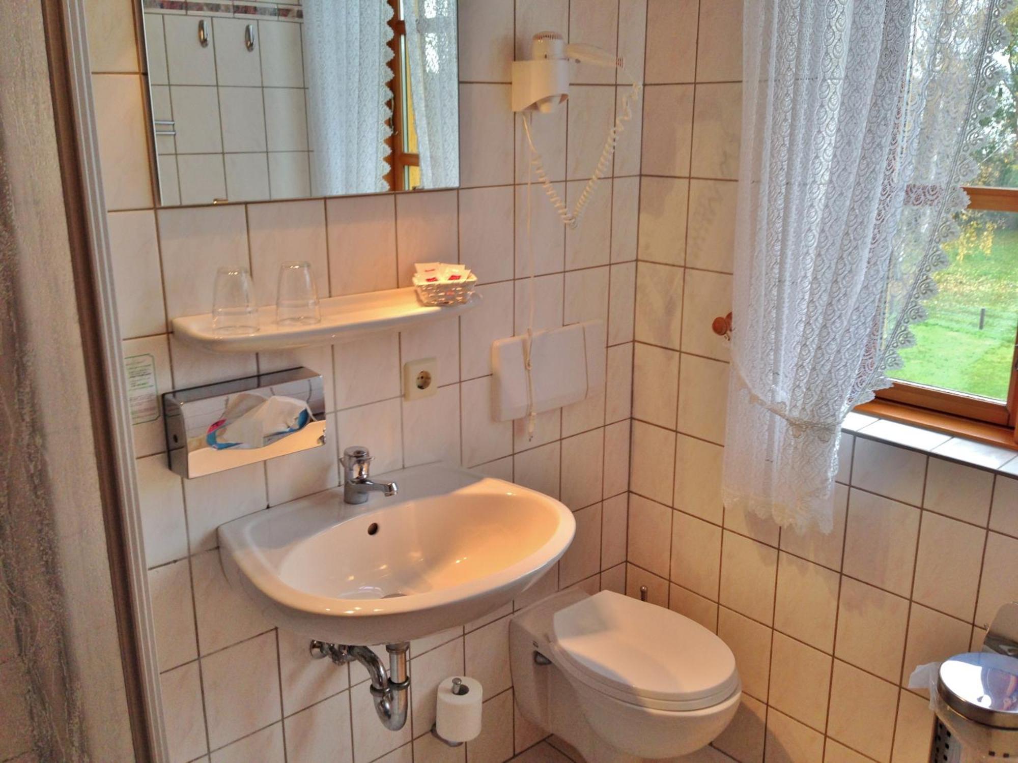Reethäuser auf Rügen Middelhagen Habitación foto